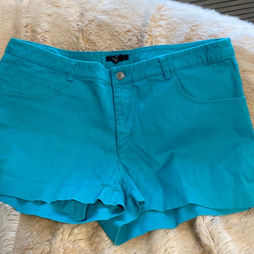 H and M shorts